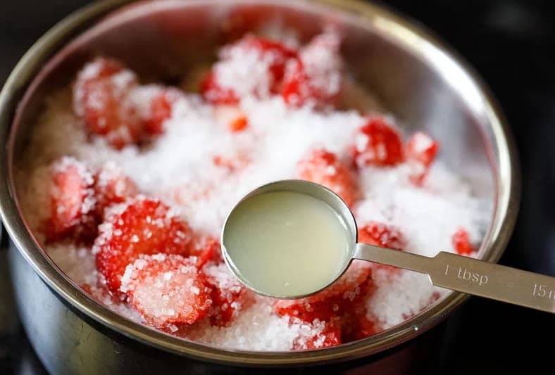 Strawberry Jam Recipe 3 Easy Step